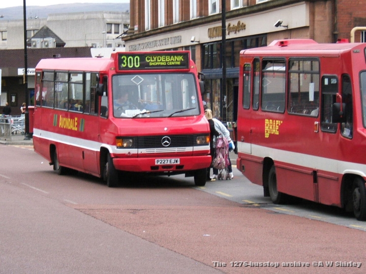 aocp227ejw01121007.JPG - Avondale P227 EJW Now With Avondale Fleetnames, Unlike The Former Stagecoach Example Which Now Shows The Remains Of It's Braehead Express Fleetname
