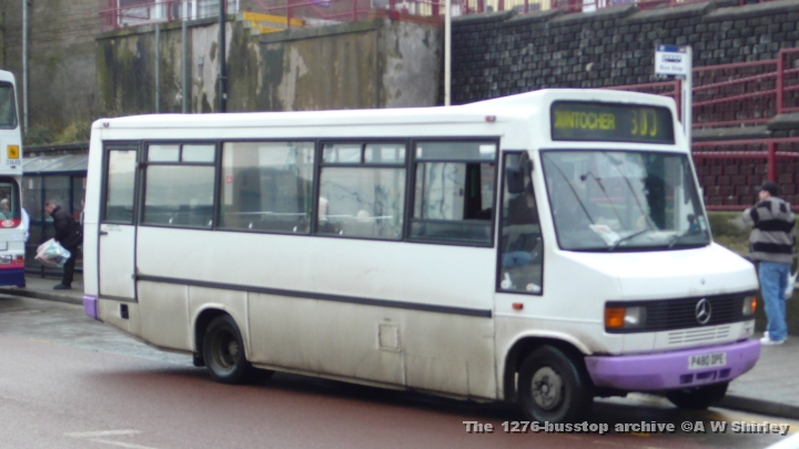aocp480dpe01300109.JPG - Avondale's Latest Plaxton Bodied Merc, P480 DPE, Seen In Clydebank On The 300 To Duntocher