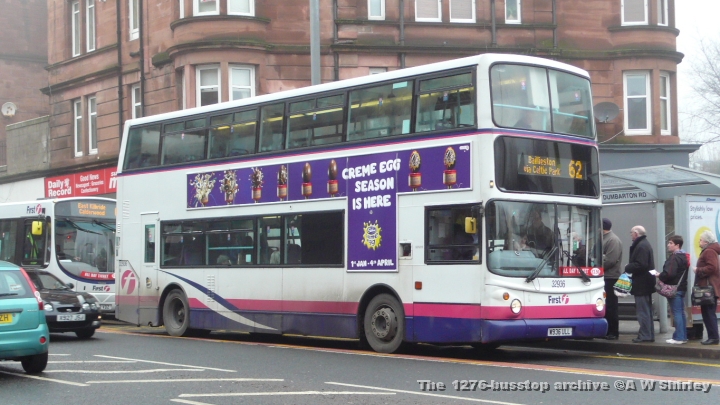 fig3293601220110.JPG - First Glasgow ALX400 Trident 32936 Passing Through Scotstoun On The 62