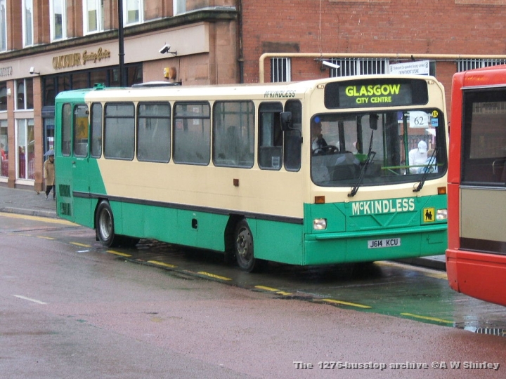 mckj614kcu01211005.JPG - A McKindless Dart in Clydebank