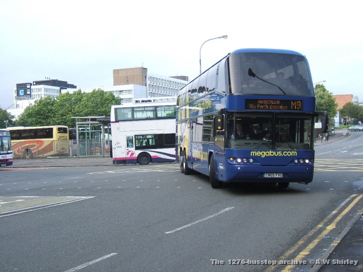 scbcn05fvu01071006.JPG - Neoplan CN05 FVU Heading North
