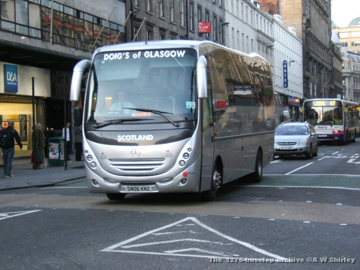 dogsn06knz01231107.JPG - Doig's Of Glasgow SN06 KNZ