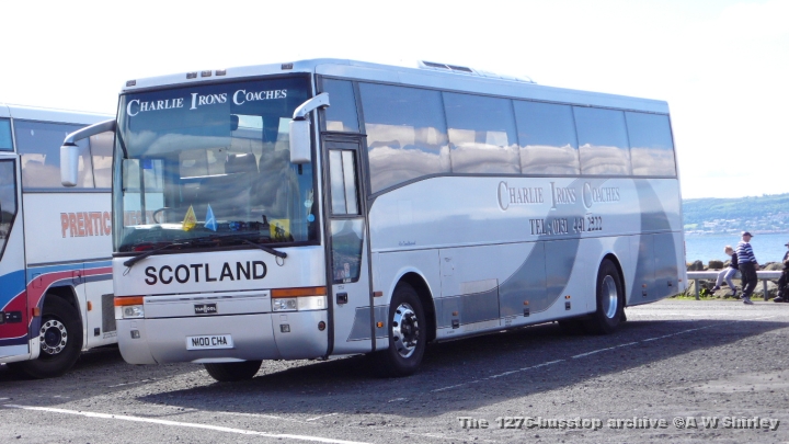 cicn100cha01140608.JPG - Charlie Irons Coaches N100 CHA On Helensburgh Pier