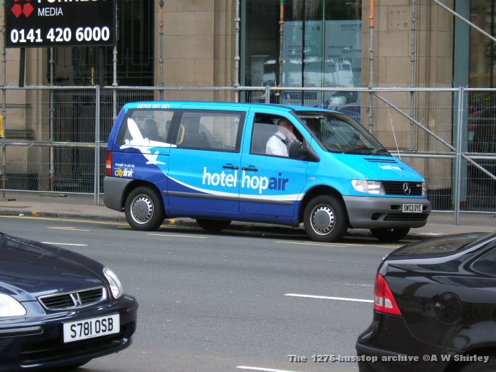 scgsw03oye01020806.JPG - One Of The Citylink HopAir Vito's