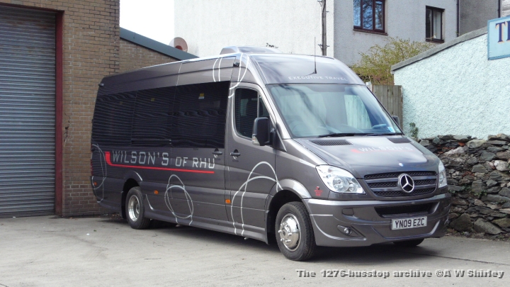 woryn09ezc01280309.JPG - The New Sprinter For Wilson's Of Rhu, Back At The Depot And Registered YN09 EXC