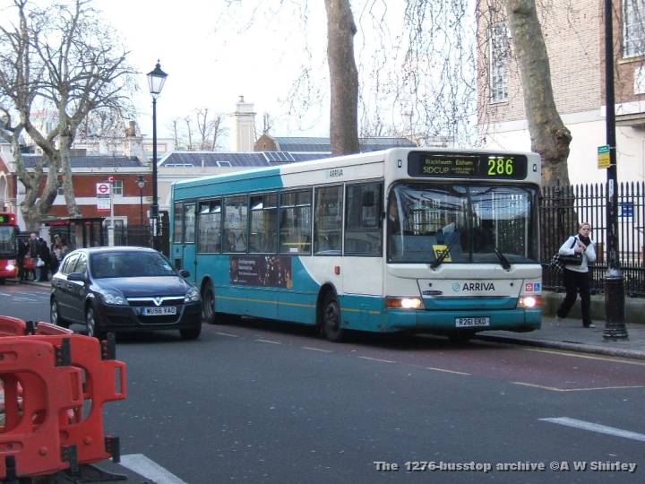 alnr261eko01060307.JPG - A Standard Liveried Dart On The 286