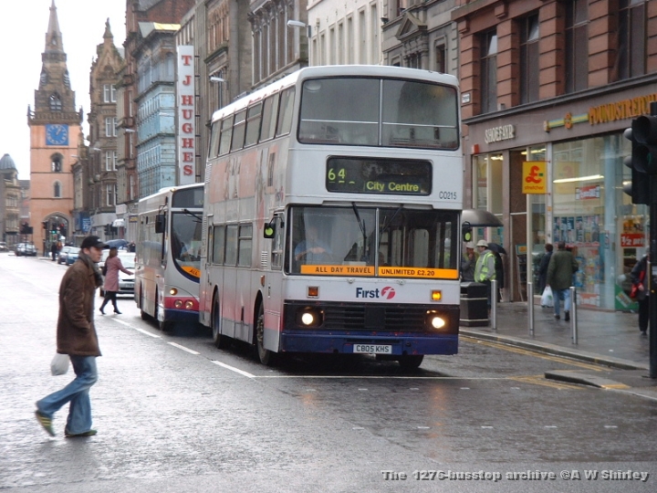 fgco21501190304.JPG - First Glasgow CO215 on Trongate