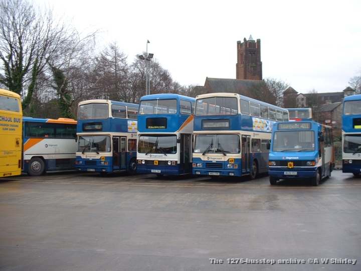 scwrtype01200104.JPG - A pair of Stagecoach RL's