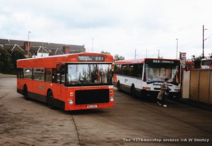 scbas201dtuknw.JPG - Strathclyde Buses AS2, The Ailsa Single Deck, Seen At The Bus Station On The 66A