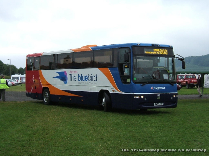 scb5323001180606.JPG - Bluebird 53230, A Wheelchair Lift Equipped Volvo
