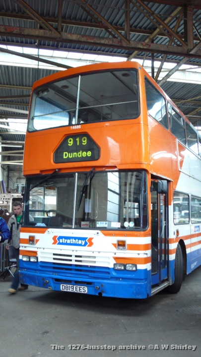 gvvt09_2008_1012d819ees03.JPG - Recently Preserved Strathtay Olympian D819 EES