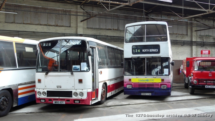 gvvt09_2008_1012mns10y01.JPG - A Pair Of Former SBG Vehicles