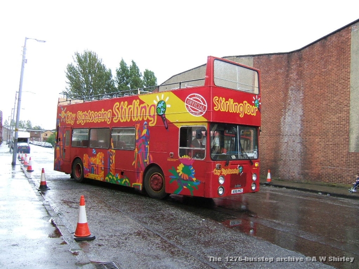 gvvtoct05_0016_a515vkg.JPG - City Sightseeing Stirling Olympian A515 VKG