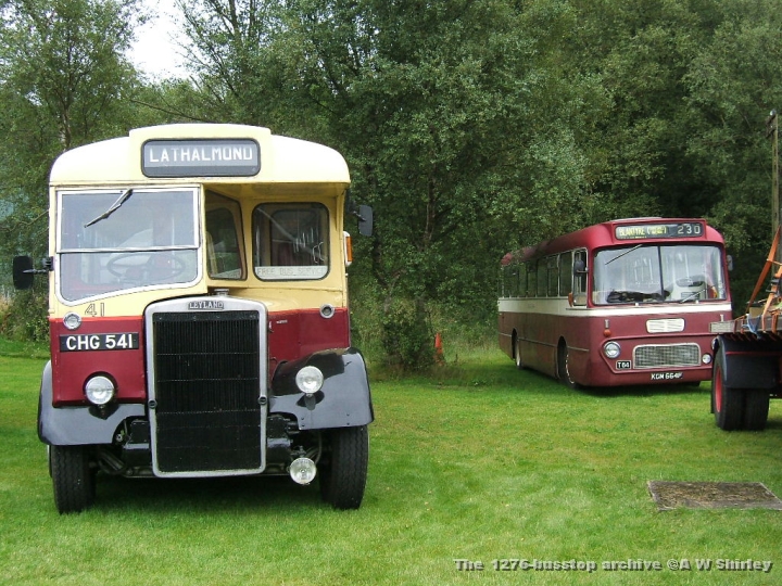 svbm_2007_0819_020_.JPG - Leyland CHG 541 With Central Y Type T64 In The Background
