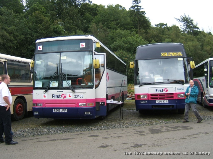svbm_2007_0819_106_.JPG - First Training Vehicle 20405 With Coach 62250