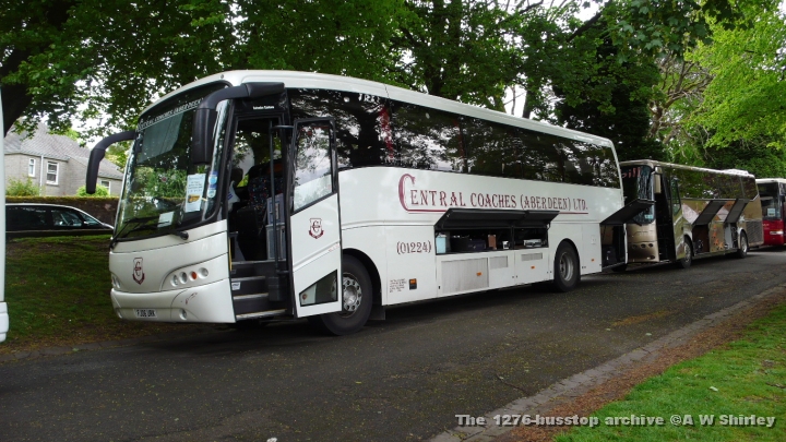ccafj06urk_dpbc160509_075_.JPG - Central Coaches Of Aberdeen FJ06 URK