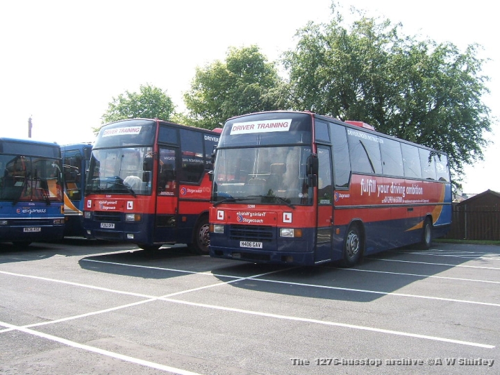scw5208801kod07.JPG - Western Trainers 52088 & 52069 At The Council Offices
