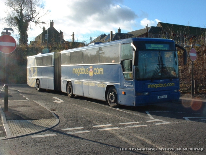 scb5107003191104.JPG - 51070 Setting off on the next leg of it's journey