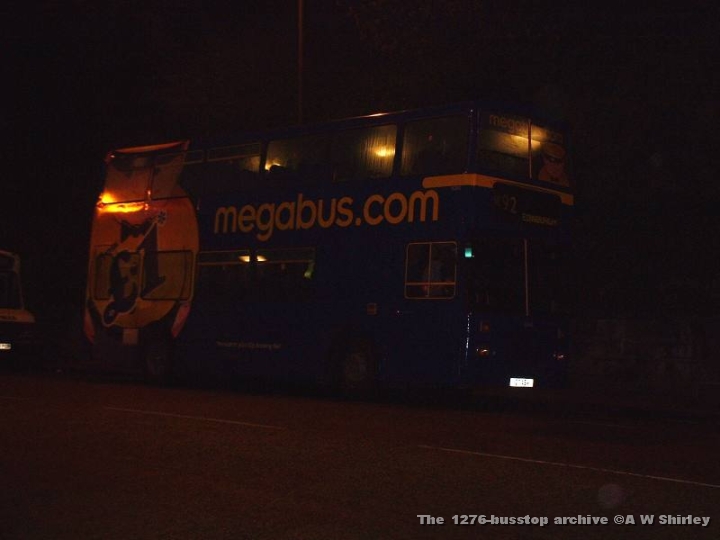 megabus2111127asv2.jpg - 15260 at Waterloo Place