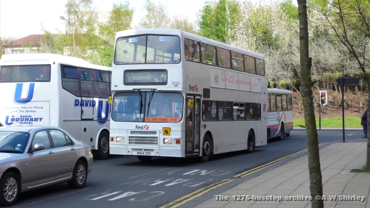 fig3144301020508.JPG - Wedding Fleet Liveried 31443 Having Worked A Schools Journey