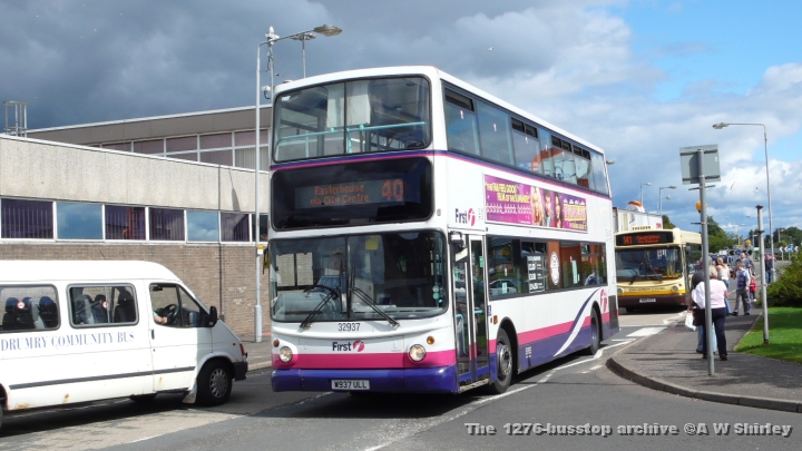fig3293701100809.JPG - Frist Glasgow Trident 32937 About To Work The 40 From Clydebank To Easterhouse