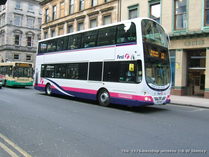 fig3718302130407.JPG - 37183 Seen Near The Italian Centre
