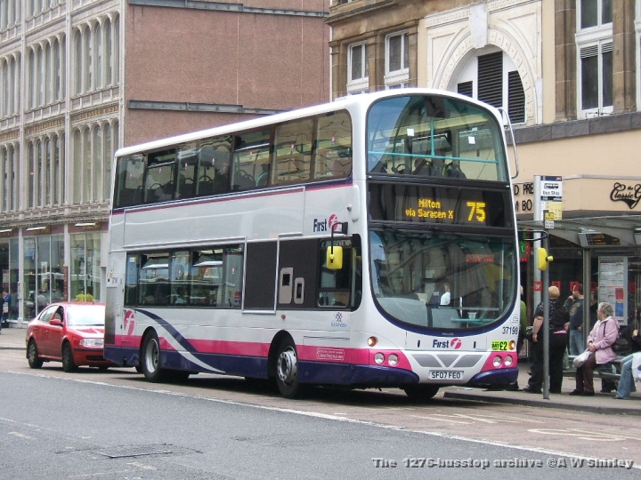 fig3719801220607.JPG - First Glasgow 37198 On Jamaica Street