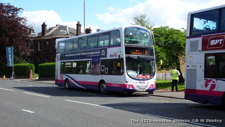 fig3721502180508.JPG - First Glasgow 37215 On The Womens 10K Shuttle Service