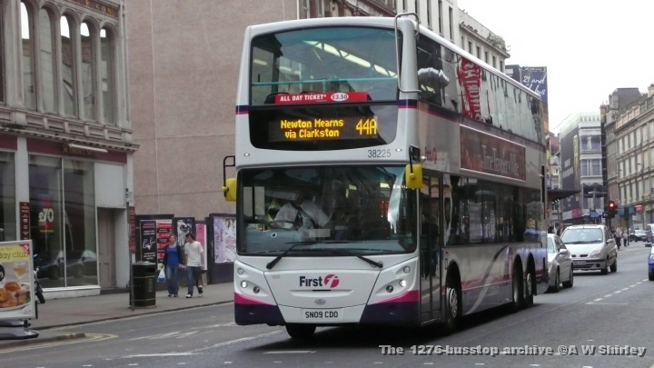 fig3822501080809.JPG - First Glasgow 38225, The Last Of The Enviro 500s Heads Down Jamaica Street On The 44A