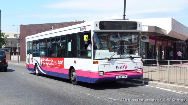 fig4077401260609.JPG - First Glasgow 40774, The Only Dumbaton Based Pointer Dart With An LED Display