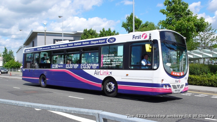 fig6904201310508.JPG - First Glasgow 69024 With Revised 747 Branding