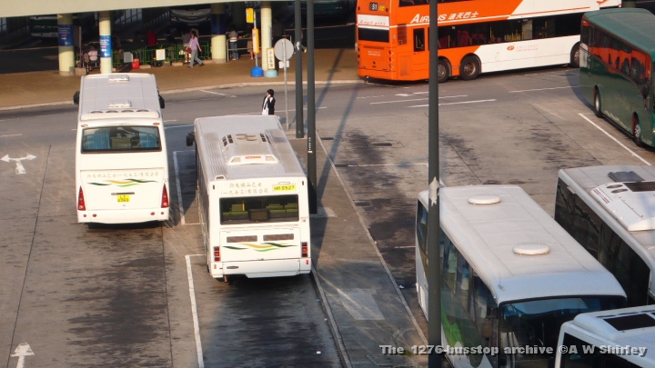 nlbdn101241108.JPG - The Rear Of NLB Dennis Dart DN1 Parked In Tung Chung Bus Station