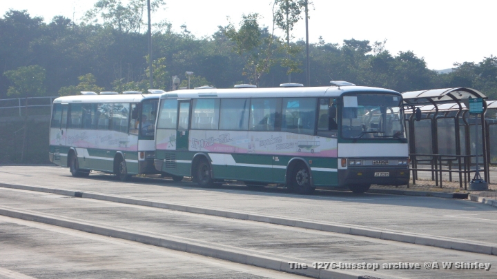nlbils08901241108.JPG - New Lantao Bus Isuzu ILS089 At Ngong Ping Terminus