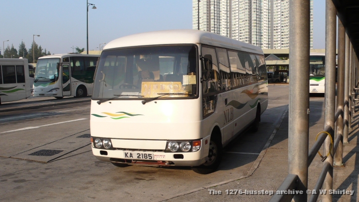 nlbms0801241108.JPG - New Lantao Bus Mitsibishi Minibus MS08 At Tung Chung Bus Station